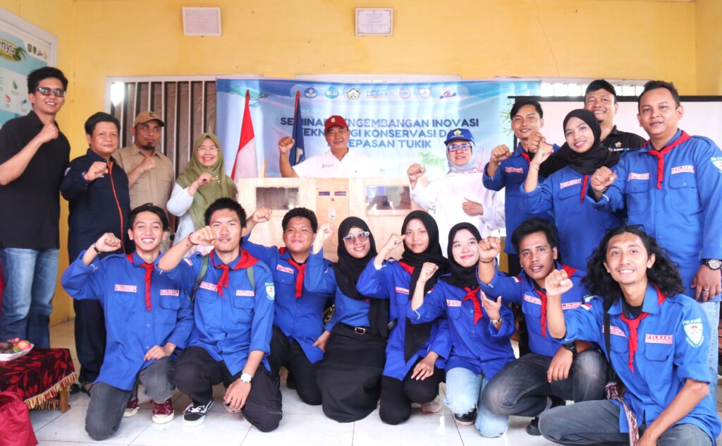 8_11zon-90-1024x632